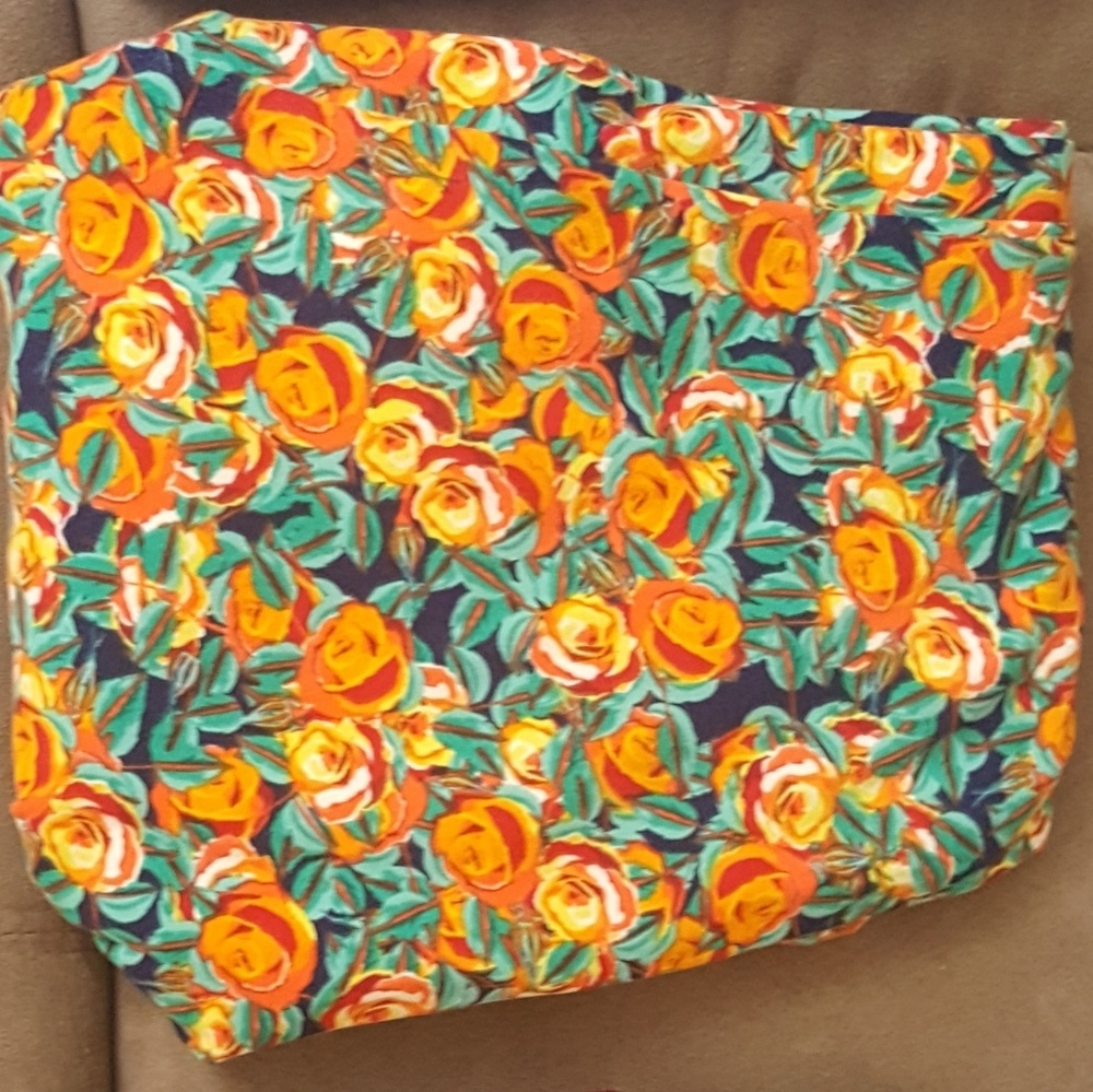 NWOT TC Floral Leggings